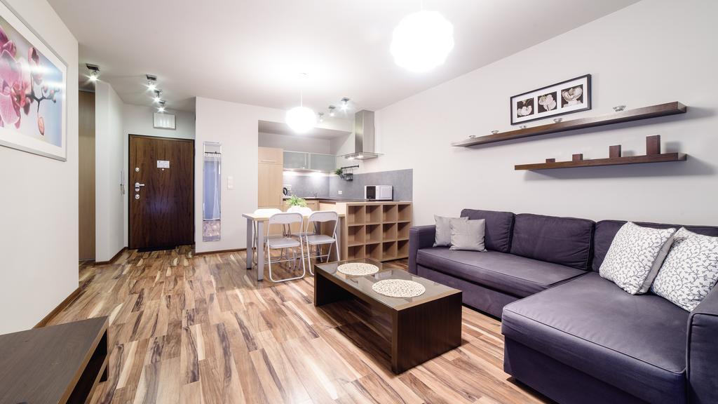 Apartment Palace *